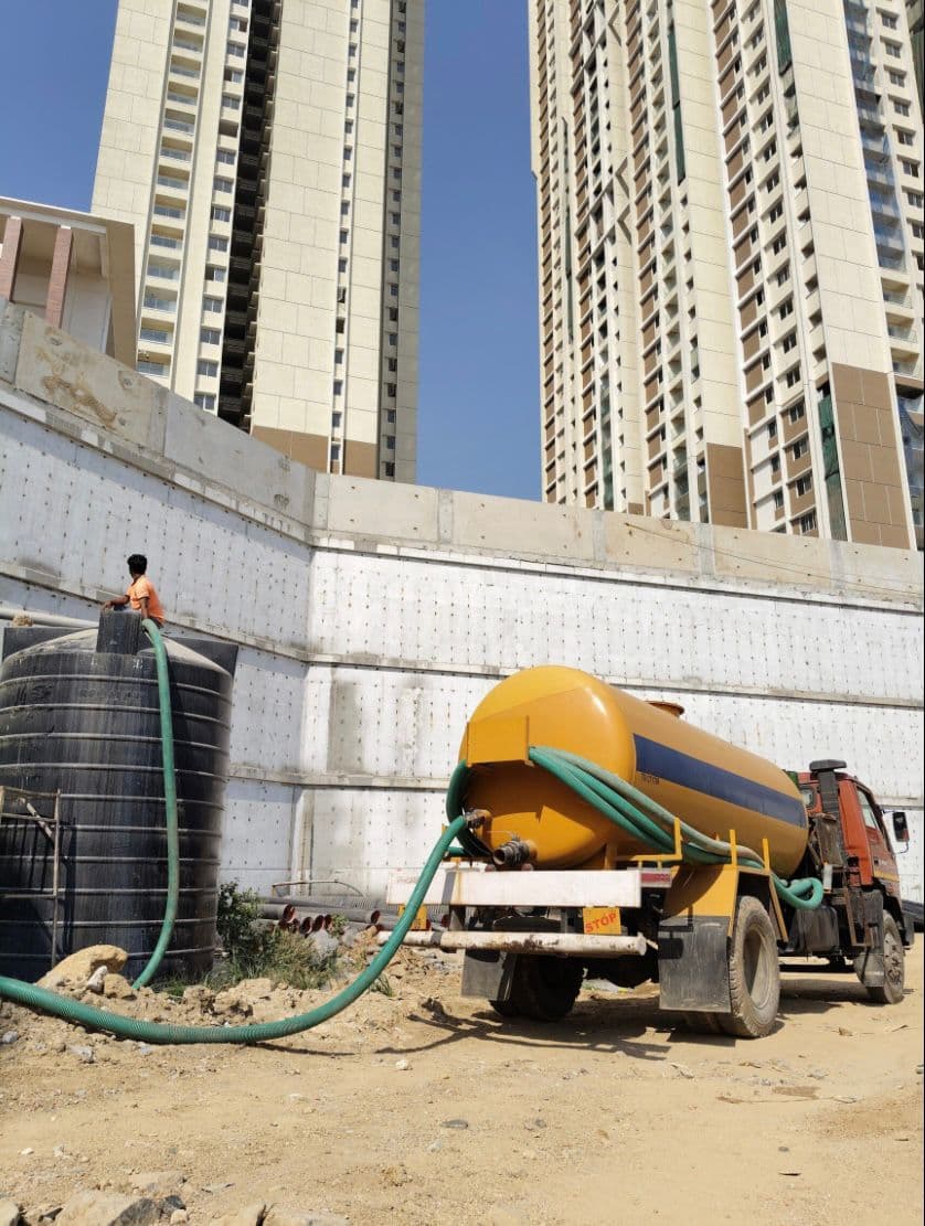 Commercial Septic Tank Cleaning